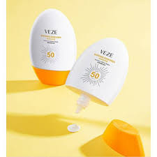 Veze SPF 50 PA+++ Sunscreen (45ml) - Image 2